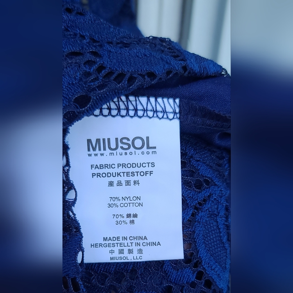 Miusol Elegant Navy Blue Floral Lace Dress – Size XL - Picture 13 of 16